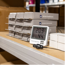 THERMA-HYGROMETER